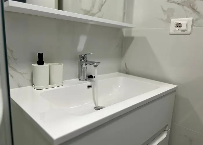 Apartman Rovci 2 *